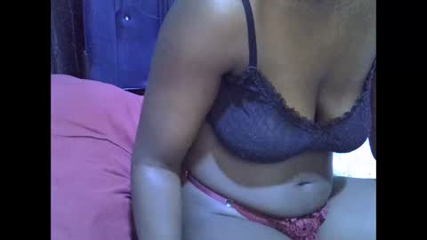lotty_lavilla online show from 01-10-26, 06:20
