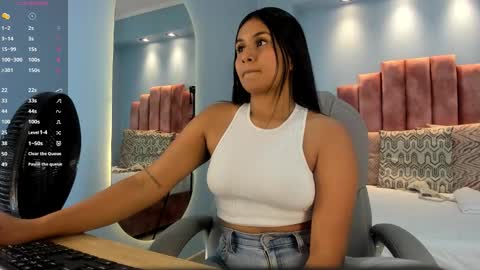 Snapshot of lou_rosse chatting on 02-10-26, 08:24 Lou Rosse online show from 02-10-26, 08:24