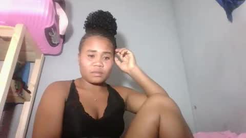 louane98 online show from 02-12-26, 03:07