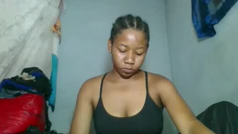 louane98 online show from 03-04-26, 09:37