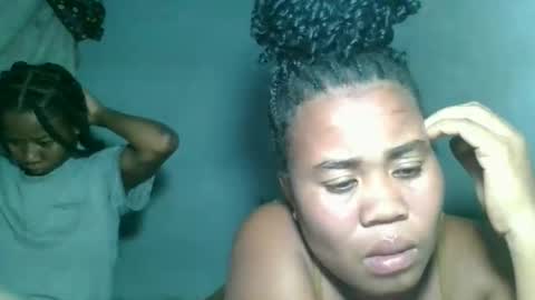 louane98 online show from 03-11-26, 07:31