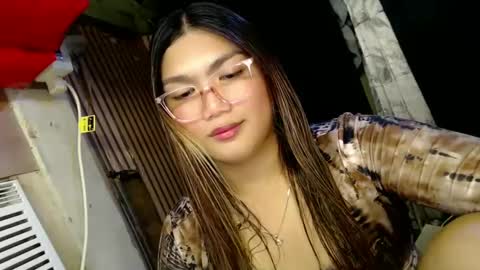 Snapshot of louheart chatting on 01-02-25, 11:09 Sweet online show from 01-02-25, 11:09