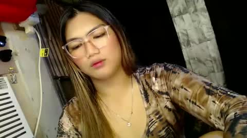 Snapshot of louheart chatting on 01-14-25, 12:14 Sweet online show from 01-14-25, 12:14