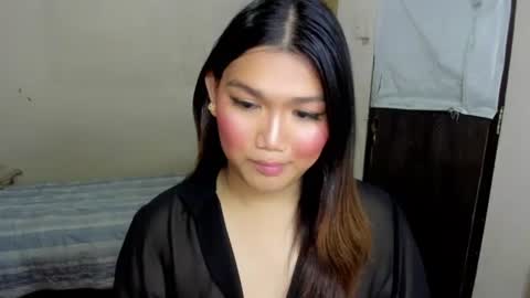 Snapshot of louheart chatting on 10-20-25, 03:12 Sweet online show from 10-20-25, 03:12