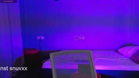 Snapshot of louie_evans chatting on 09-19-25, 09:59 louie_evans online show from 09-19-25, 09:59