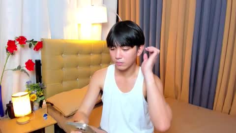 Snapshot of louieismy_name chatting on 11-20-25, 04:45 ignot ursh online show from 11-20-25, 04:45