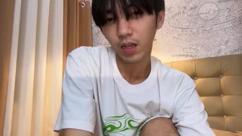 Snapshot of louieismy_name chatting on 03-10-26, 11:10 ignot ursh online show from 03-10-26, 11:10