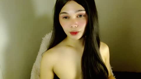 Snapshot of louilalicious chatting on 11-27-25, 01:07 louilalicious online show from 11-27-25, 01:07