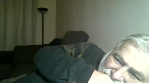 louis_chokdee online show from 12-14-24, 04:31