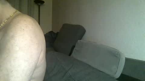 louis_chokdee online show from 12-19-24, 05:08