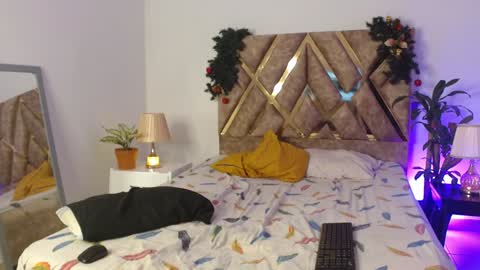 Louis Valdz online show from 12-17-24, 12:12