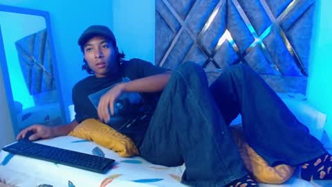 Louis Valdz online show from 01-12-25, 09:08