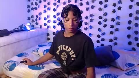 Louis Valdz online show from 02-18-25, 06:59