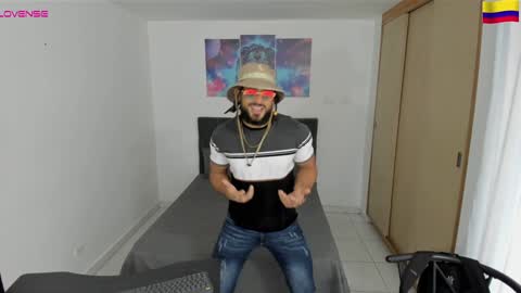 louis_marley_ online show from 12-30-24, 10:01