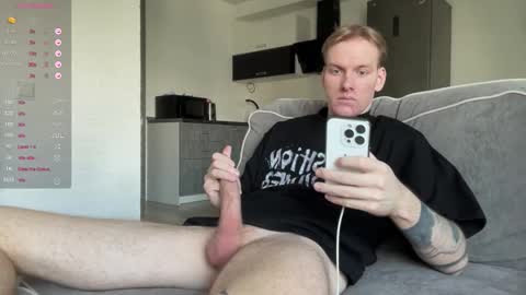 Snapshot of louisjafferson chatting on 09-29-25, 11:59 Louis online show from 09-29-25, 11:59