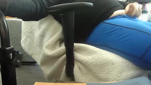 Snapshot of loumtl3 chatting on 02-28-25, 03:48 loumtl3 online show from 02-28-25, 03:48