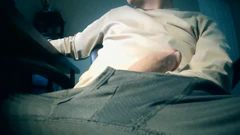 Snapshot of love69now chatting on 11-10-25, 05:01 love69now online show from 11-10-25, 05:01