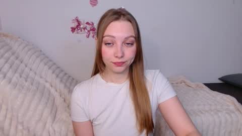 love bella  online show from 03-30-26, 12:11