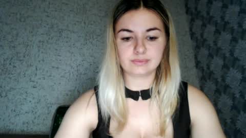 Snapshot of love_dom_meg chatting on 06-12-26, 07:51 Megane online show from 06-12-26, 07:51