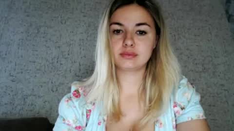 Snapshot of love_dom_meg chatting on 06-29-26, 10:15 Megane online show from 06-29-26, 10:15