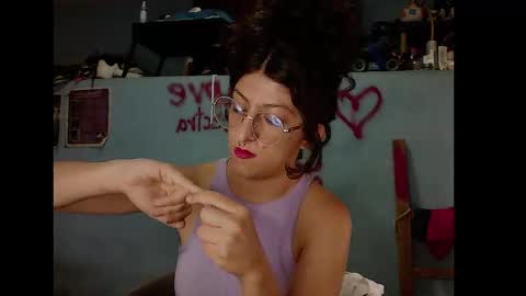 Snapshot of love_electra chatting on 09-20-25, 03:46 love_electra online show from 09-20-25, 03:46