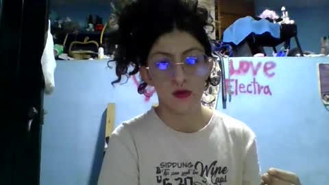Snapshot of love_electra chatting on 11-27-25, 02:57 love_electra online show from 11-27-25, 02:57