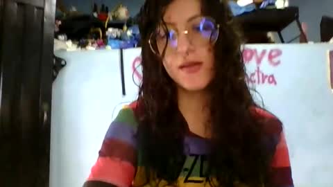 Snapshot of love_electra chatting on 02-23-26, 06:49 love_electra online show from 02-23-26, 06:49