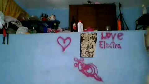 Snapshot of love_electra chatting on 07-11-26, 02:31 love_electra online show from 07-11-26, 02:31
