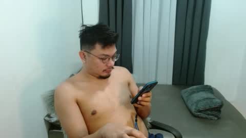 Snapshot of love_hottieh chatting on 10-05-25, 12:25 love_hottieh online show from 10-05-25, 12:25