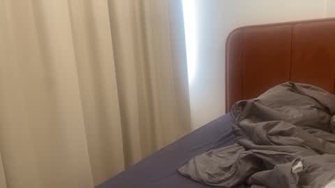 Snapshot of love_in_asian chatting on 01-28-25, 09:19 Learn how love can be with us online show from 01-28-25, 09:19