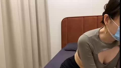 Snapshot of love_in_asian chatting on 02-11-25, 02:24 Learn how love can be with us online show from 02-11-25, 02:24