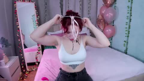 Lola online show from 02-25-25, 01:30