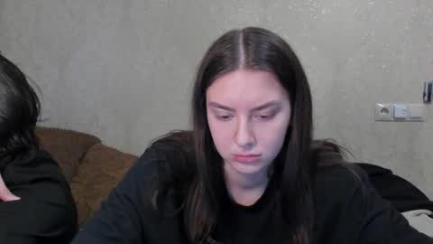 Snapshot of love_lina_muuur chatting on 02-27-26, 05:24 LINA online show from 02-27-26, 05:24