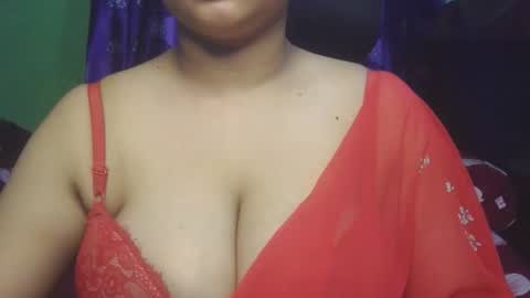 Snapshot of love_luna_angel chatting on 05-19-26, 11:44 Luna online show from 05-19-26, 11:44