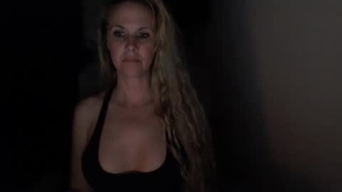 LoVe On  online show from 04-11-26, 02:27