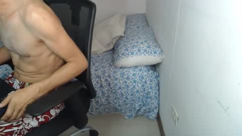 Andys and mary online show from 04-09-26, 01:38