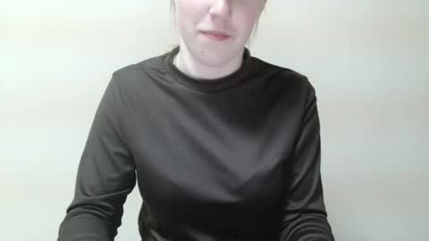 Vivian online show from 03-20-26, 06:24