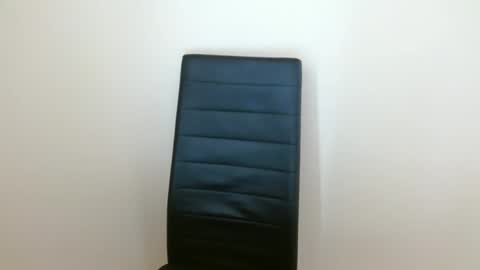 Vivian online show from 04-01-26, 01:52