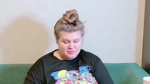 Snapshot of love_wiggy18 chatting on 12-06-24, 03:22 Ally online show from 12-06-24, 03:22