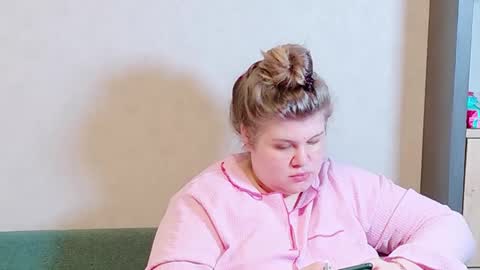 Snapshot of love_wiggy18 chatting on 01-31-25, 09:48 Ally online show from 01-31-25, 09:48