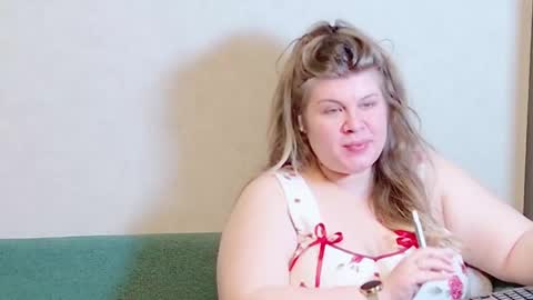 Snapshot of love_wiggy18 chatting on 02-11-25, 03:08 Ally online show from 02-11-25, 03:08