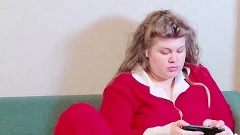 Snapshot of love_wiggy18 chatting on 02-14-25, 11:10 Ally online show from 02-14-25, 11:10