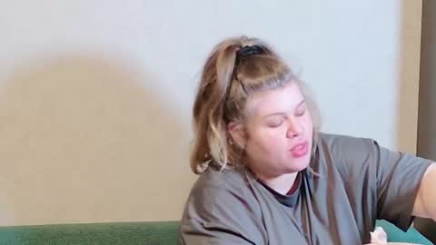 Snapshot of love_wiggy18 chatting on 02-27-25, 12:56 Ally online show from 02-27-25, 12:56