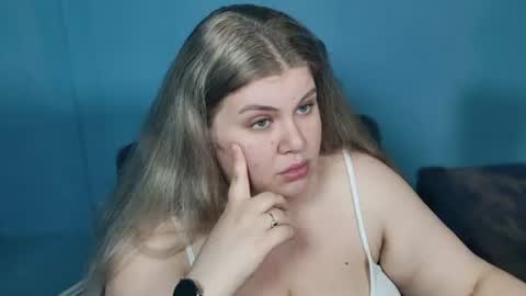 Snapshot of love_wiggy18 chatting on 07-09-26, 05:17 Ally online show from 07-09-26, 05:17
