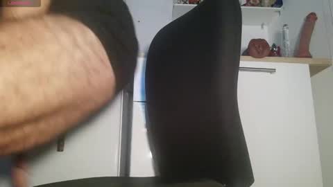 Liam online show from 10-20-25, 07:36