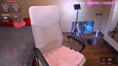 cat-girl online show from 12-21-25, 02:46