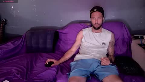 lovecoupleqc online show from 05-20-26, 01:45