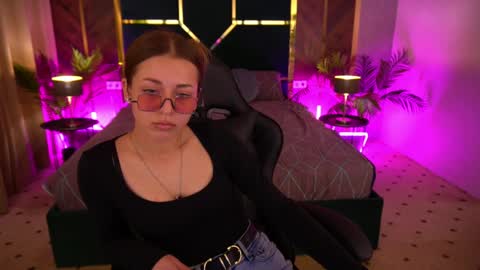loveedove online show from 04-03-26, 01:31