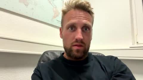 Snapshot of lovefuesse chatting on 09-08-25, 02:49 lovefuesse online show from 09-08-25, 02:49