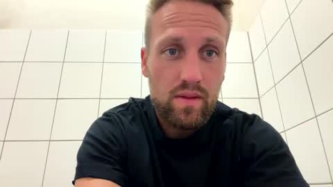 Snapshot of lovefuesse chatting on 09-12-25, 10:04 lovefuesse online show from 09-12-25, 10:04